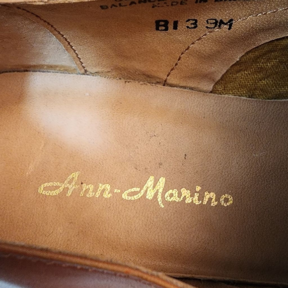 Anne Marino Brown Leather Loafers, Size 9 - Picture 13 of 14